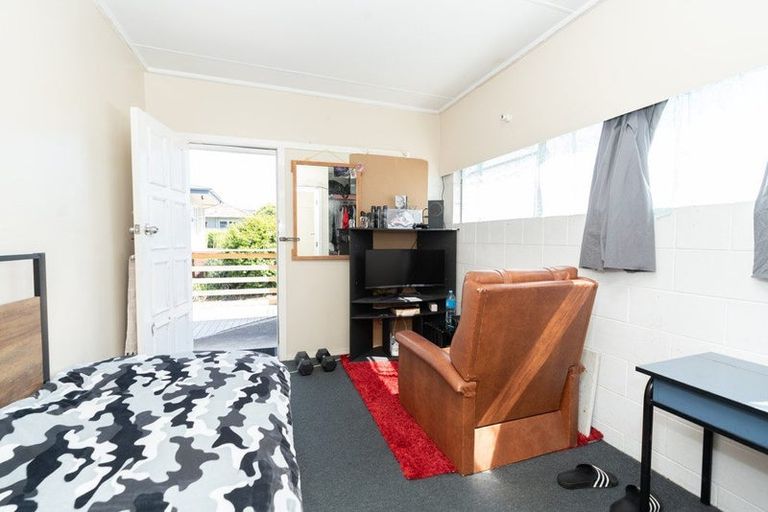 Photo of property in 176 Cambridge Road, Hillcrest, Hamilton, 3216