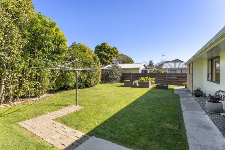 Photo of property in 4 Awanui Drive, Waikanae, 5036
