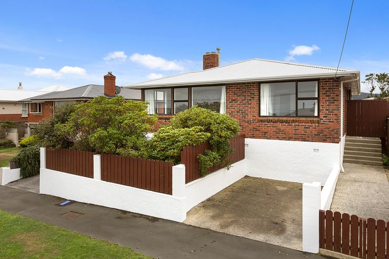 Photo of property in 27 Mckerrow Street, Shiel Hill, Dunedin, 9013