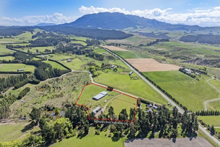 Photo of property in 17 Dalbeg Road, Balcairn, Amberley, 7482