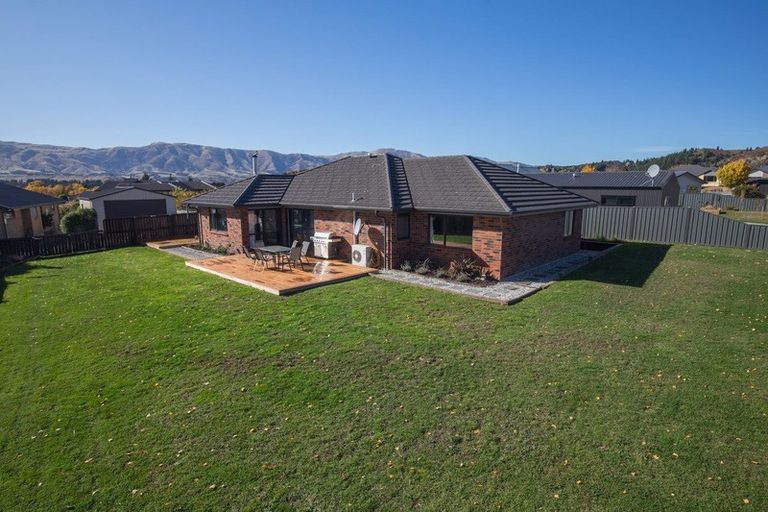 Photo of property in 26 Alice Burn Drive, Luggate, Cromwell, 9383