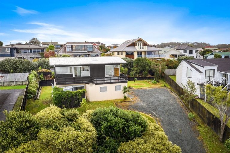 Photo of property in 19 Kotuku Place, Snells Beach, 0920