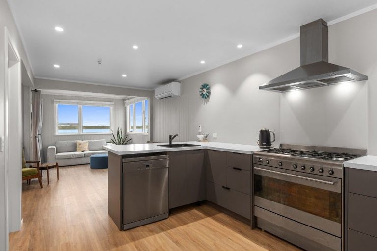 Photo of property in 1929 Ngunguru Road, Ngunguru, Whangarei, 0173