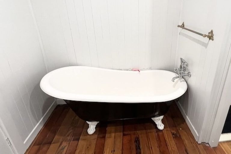 Photo of property in 1/132 Nile Road, Milford, Auckland, 0620