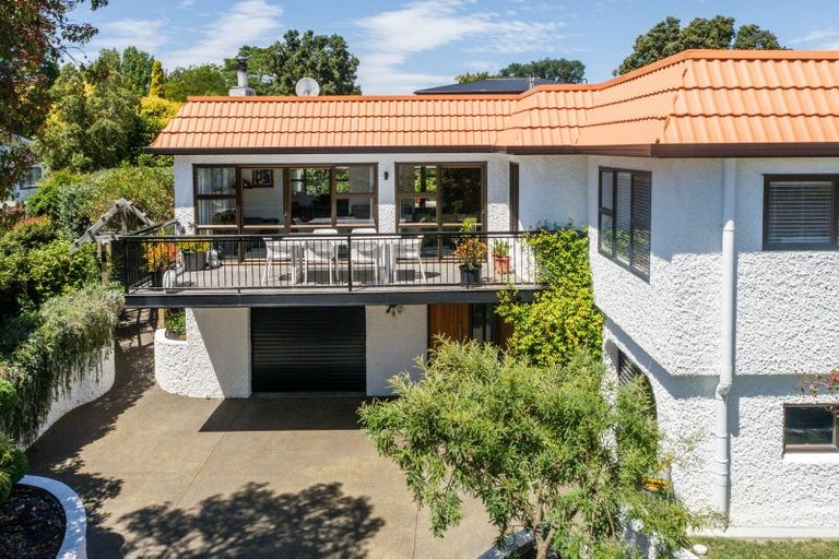 Photo of property in 7 Tui Glen, Havelock North, 4130