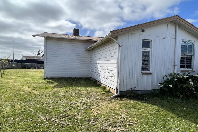 Photo of property in 7 Seddon Street, Dannevirke, 4930