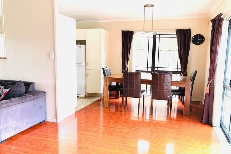 Photo of property in 9 Westvale Avenue, Ranui, Auckland, 0612