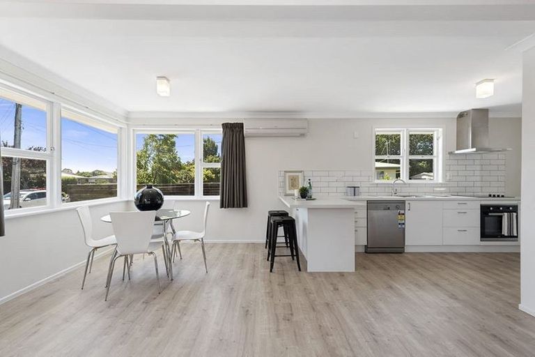 Photo of property in 26 Carrington Avenue, Hillcrest, Hamilton, 3216