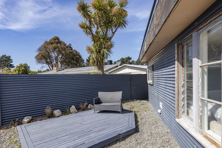 Photo of property in 30 Holton Road, Amberley, 7481