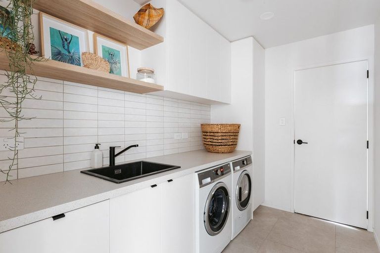 Photo of property in 60 Pacific Parade, Coastlands, Whakatane, 3120