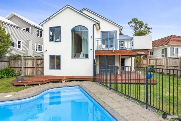 Photo of property in 41 Poole Crescent, Wainuiomata, Lower Hutt, 5014