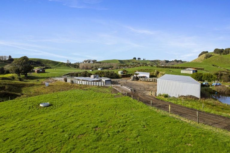 Photo of property in 1234 Richmond Road, Everett Park, Inglewood, 4389