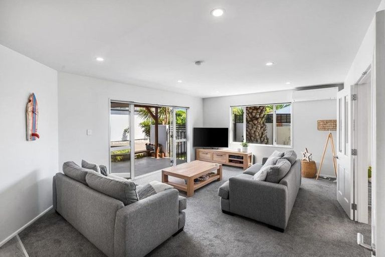 Photo of property in 18 Driftwood Lane, Waimairi Beach, Christchurch, 8083