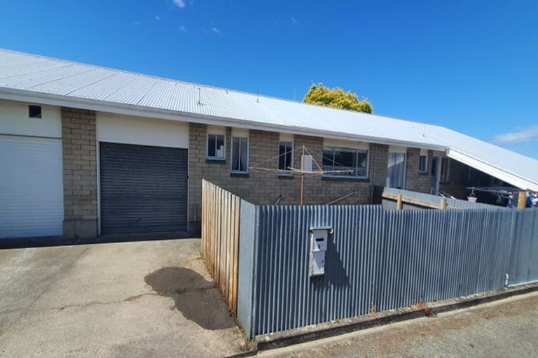 Photo of property in 2 Browns Avenue, Waimate, 7924