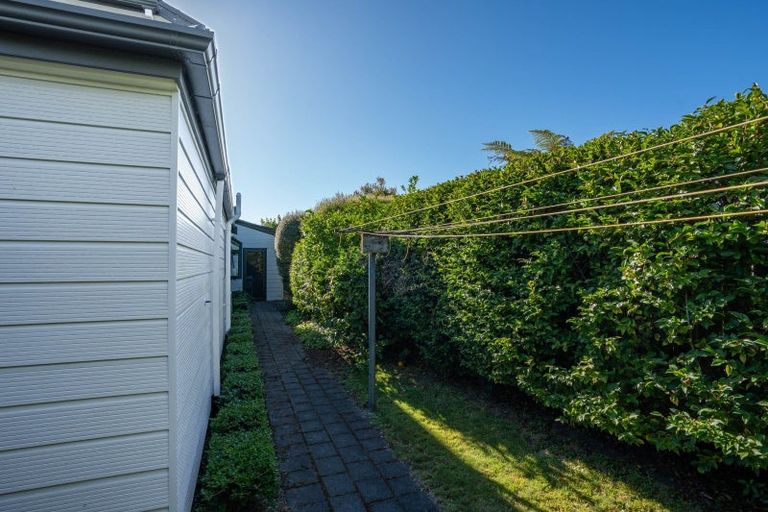 Photo of property in 10 Haines Grove, Rainbow Point, Taupo, 3330