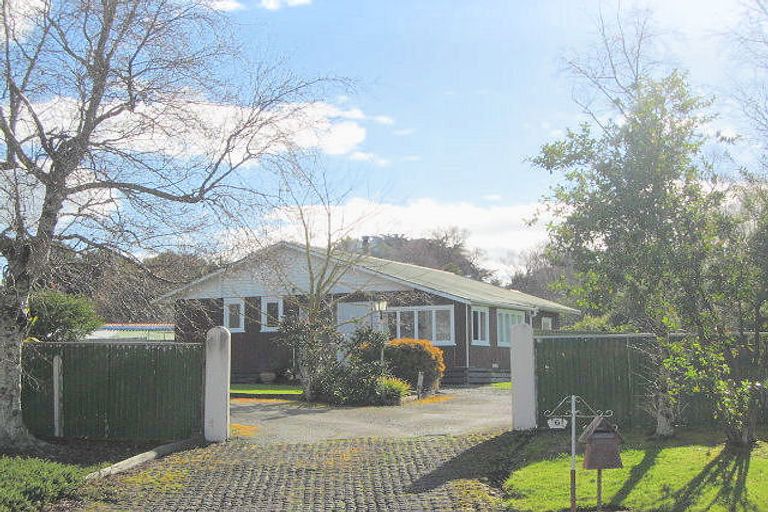 Photo of property in 6 Dunallen Avenue, Marton, 4710