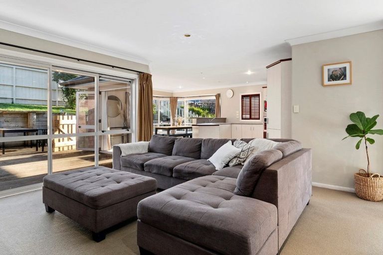 Photo of property in 2 Harbourside Way, Welcome Bay, Tauranga, 3112