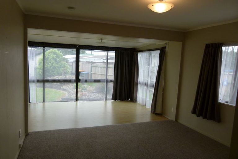 Photo of property in 63 Geraldine Crescent, Cloverlea, Palmerston North, 4412