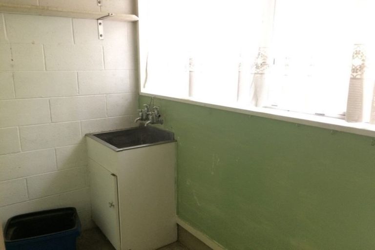 Photo of property in 64b Argyle Street, Mornington, Dunedin, 9011