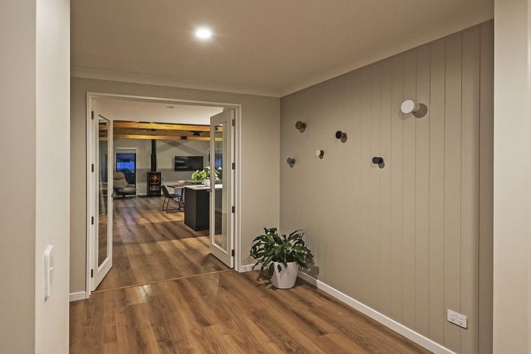 Photo of property in 9 Merino Crescent, Kirwee, 7571