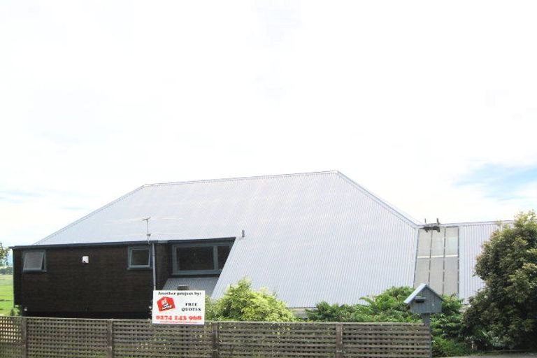 Photo of property in 60 Penruddock Rise, Westmorland, Christchurch, 8025