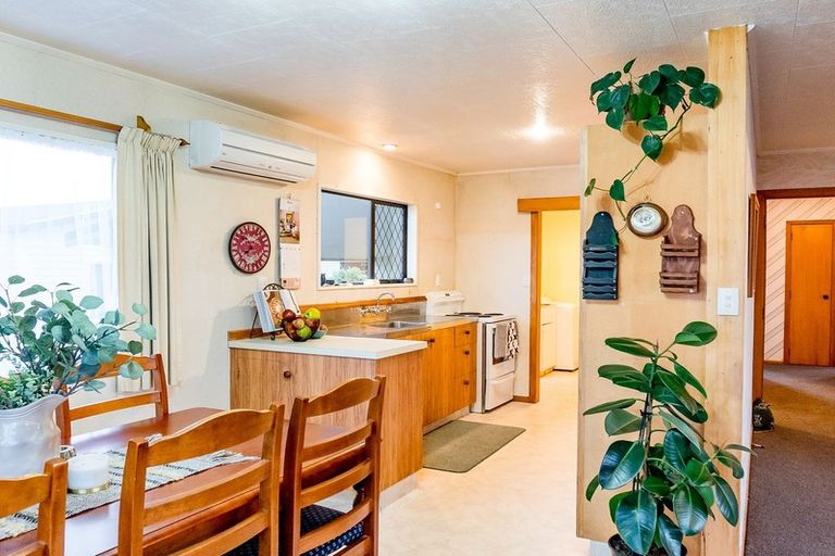 Photo of property in 26 Burraness Street, Palmerston, 9430