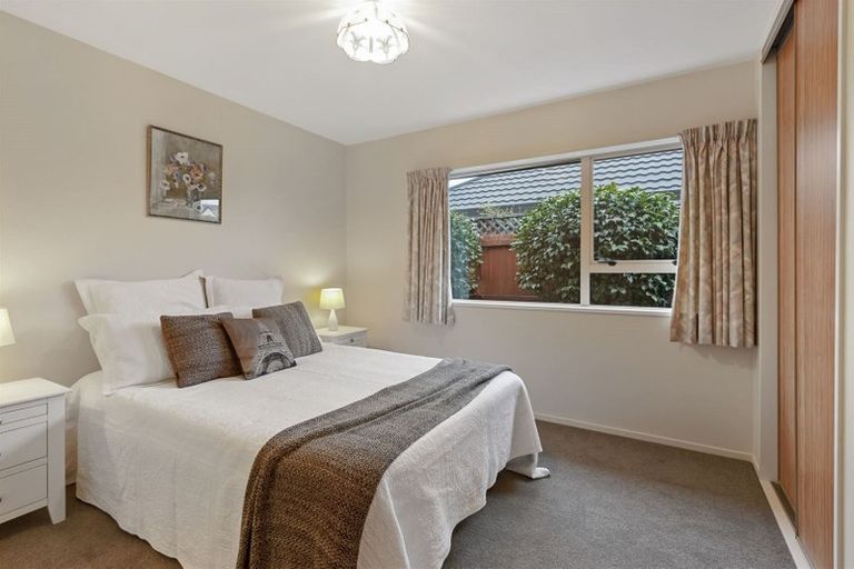 Photo of property in 33 Kedleston Drive, Avonhead, Christchurch, 8042