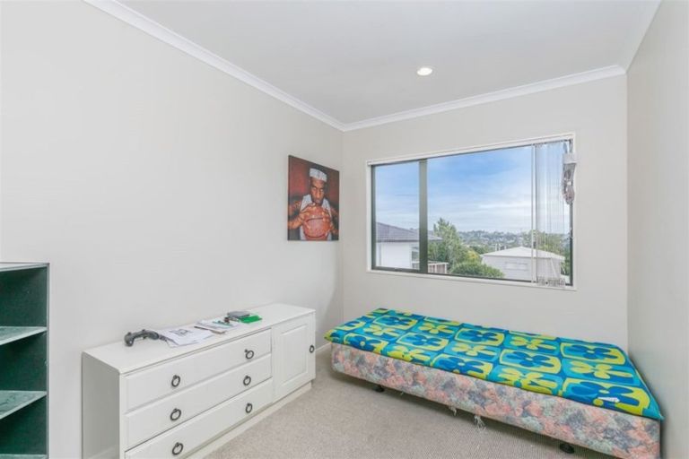 Photo of property in 189 Waimumu Road, Massey, Auckland, 0614