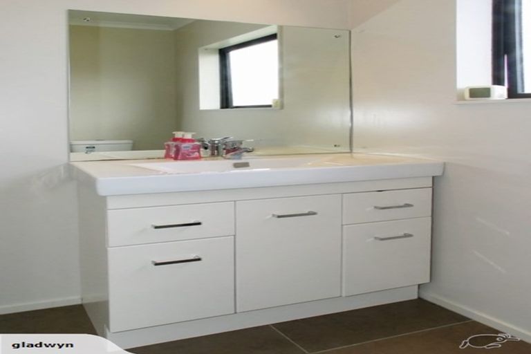 Photo of property in 238 Mark Avenue, Grenada Village, Wellington, 6037