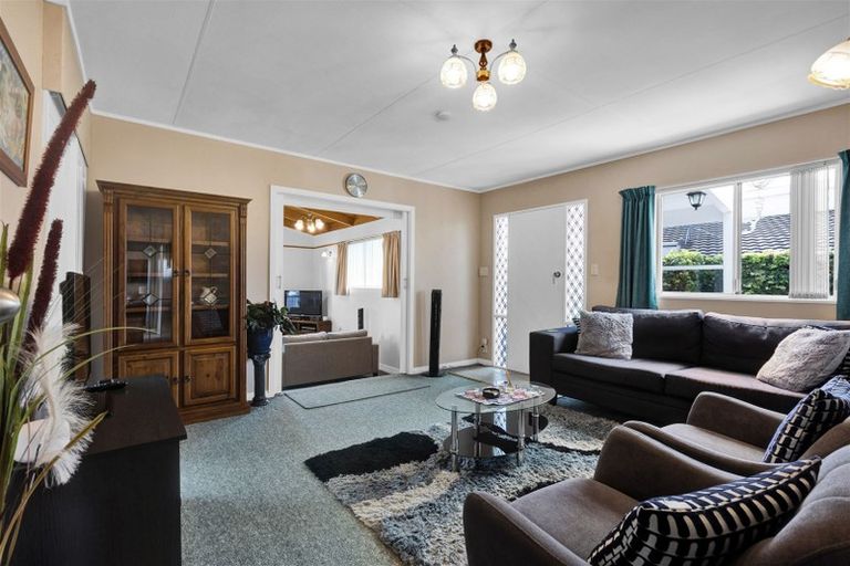 Photo of property in 43 Sunnyvale Street, Bell Block, New Plymouth, 4312
