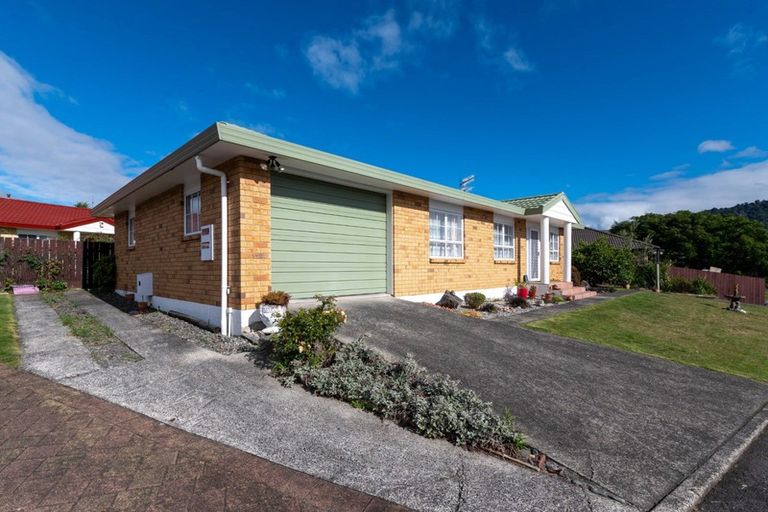 Photo of property in 18a Hoyte Place, Pukehangi, Rotorua, 3015