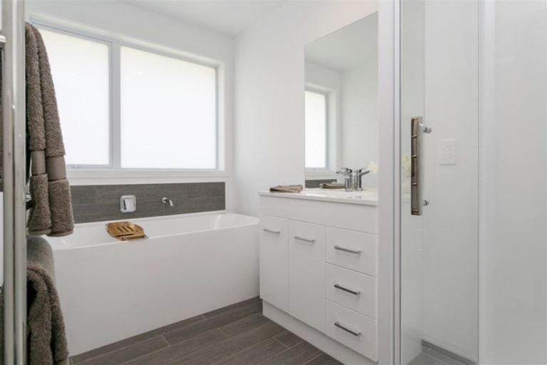 Photo of property in 20 Harakeke Drive, Wharewaka, Taupo, 3330