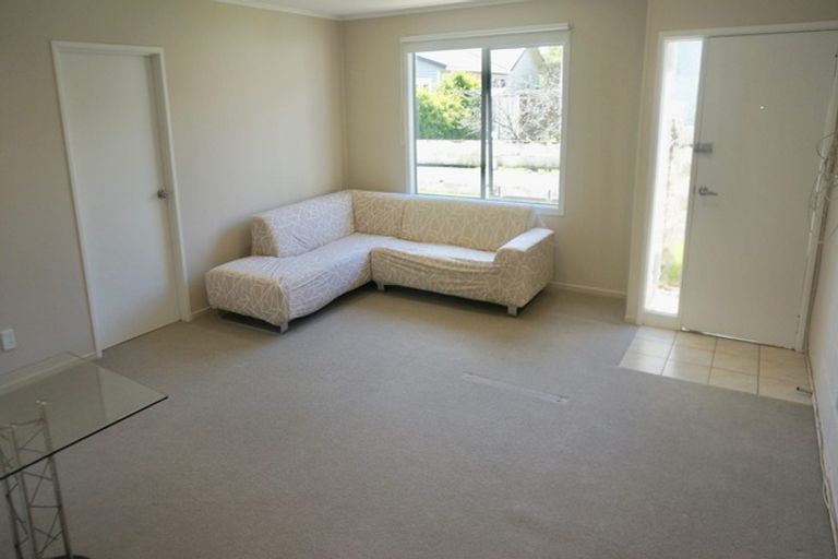Photo of property in 2/14 Brook Street, Milford, Auckland, 0620