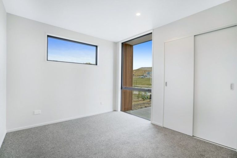 Photo of property in 34 Obelisk Street, Wanaka, 9305