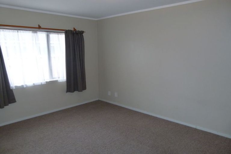 Photo of property in 63 Geraldine Crescent, Cloverlea, Palmerston North, 4412