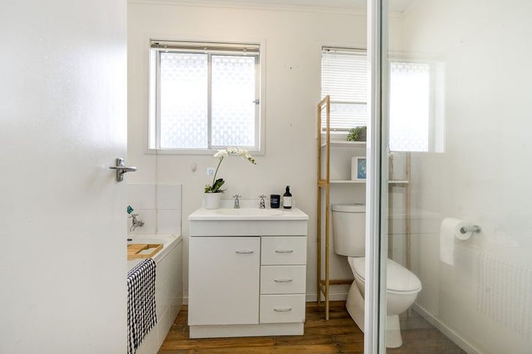 Photo of property in 36 Rosalind Street, Deanwell, Hamilton, 3206