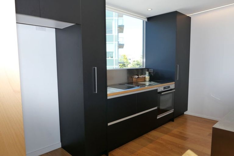 Photo of property in 384d Kapiti Road, Paraparaumu Beach, Paraparaumu, 5032