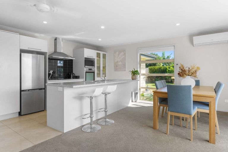 Photo of property in 3 Lewknor Drive, Papamoa Beach, Papamoa, 3118