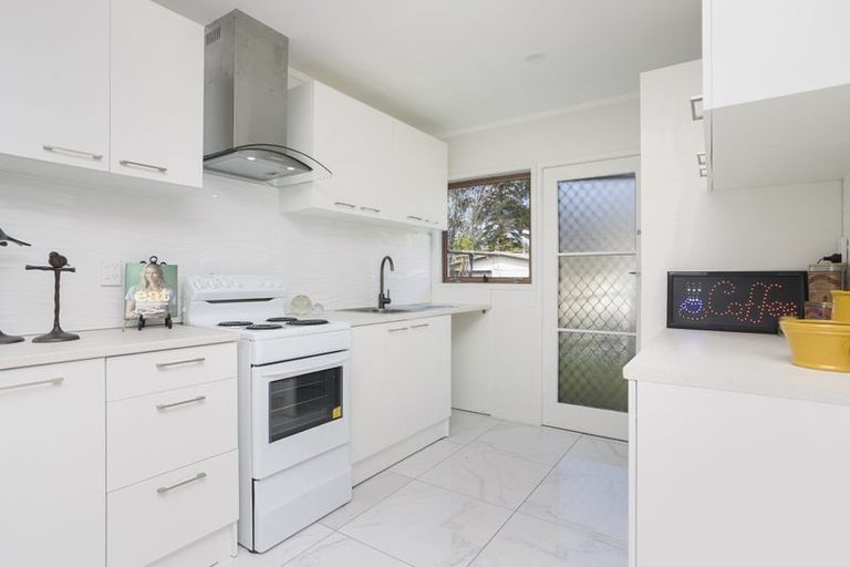 Photo of property in 1/21 Wanaka Place, Pakuranga Heights, Auckland, 2010