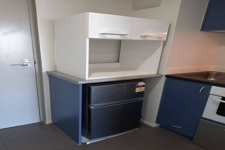 Photo of property in 10d Crown Lynn Place, New Lynn, Auckland, 0600