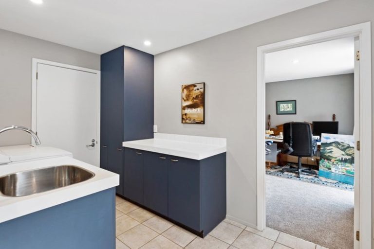 Photo of property in 8 Springvale Gardens, Harewood, Christchurch, 8051