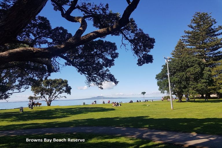 Photo of property in 1/7 Newstead Avenue, Browns Bay, Auckland, 0632