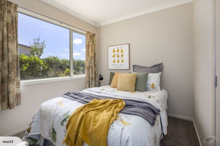 Photo of property in 94 Te Puia Drive, Aotea, Porirua, 5024