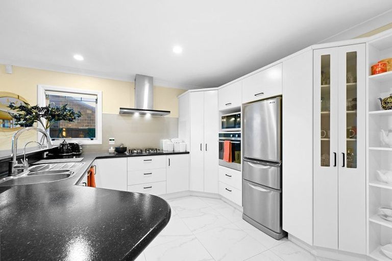 Photo of property in 21 Portobello Way, Huntington, Hamilton, 3210