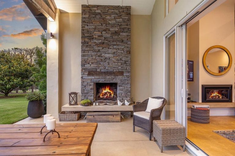 Photo of property in 5 Dysart Lane, Kumeu, 0891