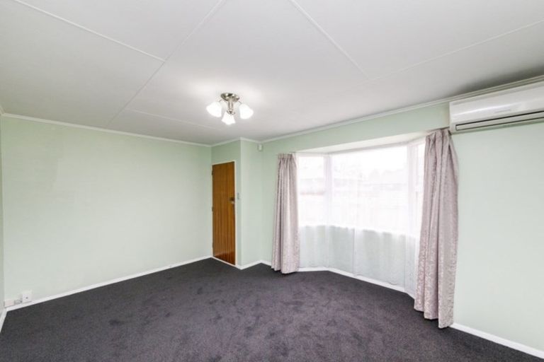 Photo of property in 2/175 Park Road, West End, Palmerston North, 4410