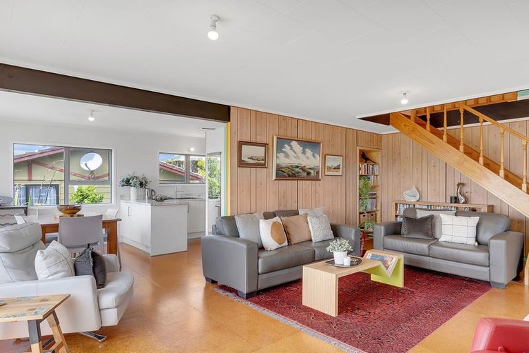 Photo of property in 14 Tikati View, Titahi Bay, Porirua, 5022