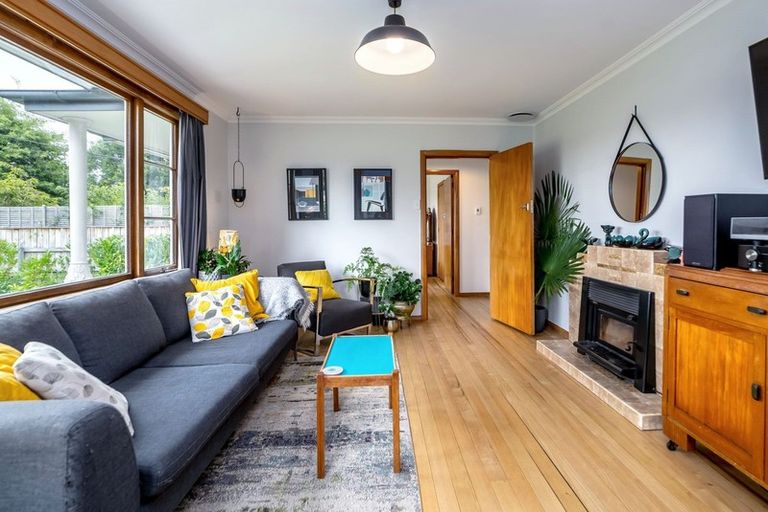 Photo of property in 2437 State Highway 2, Greytown, 5794