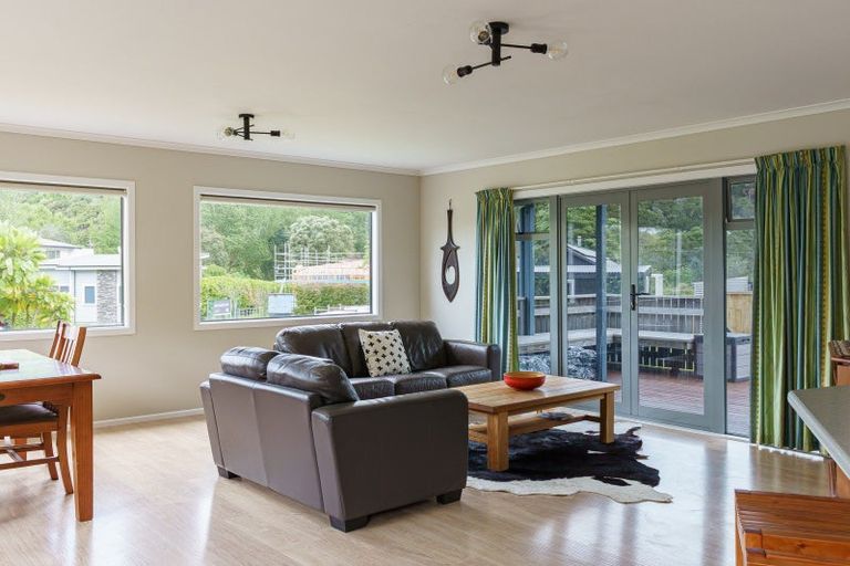 Photo of property in 4 Nga Manu Place, Tangoio, Napier, 4181