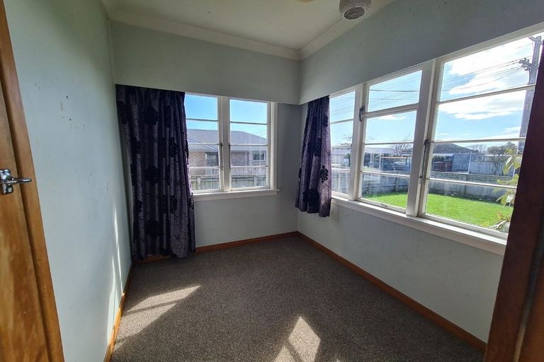 Photo of property in 330 Carrington Street, Vogeltown, New Plymouth, 4310